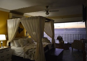 Harbourview Lodge