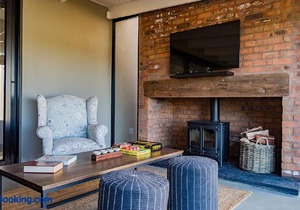 House 222 Gowrie Farm