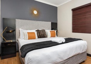 Icon Apartments