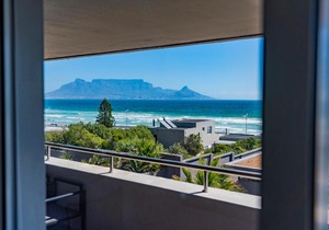 Infinity Luxury Beachfront Apartment