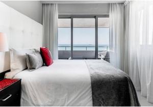 Infinity Luxury Beachfront Apartment