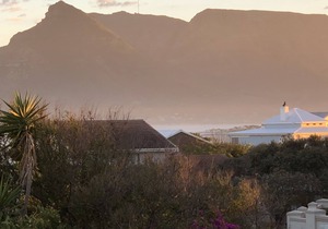 Kommetjie Sunny Seaside Cottage