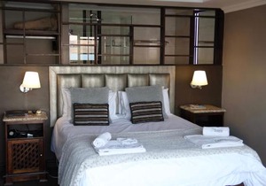 Kosmos Lodge