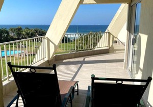 Kyalanga Beachfront Apartment