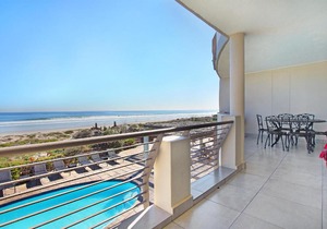 Leisure Bay 214