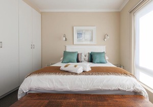 Leisure Bay 225 by CTHA