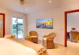 Limoni Luxury Suites