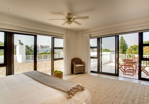 Limoni Luxury Suites