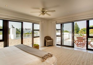 Limoni Luxury Suites