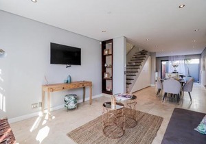 Loader Street Studios 5 by CTHA