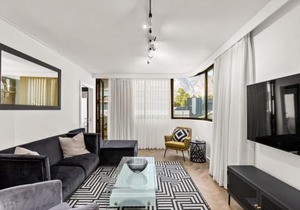 Luxurious with Stunning View