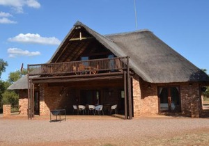 Makhato 84 Bush Lodge