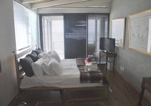 Mountainside 2 floor apartment has magical sea views