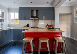 Newly Renovated Victorian Home in Three Anchor Bay