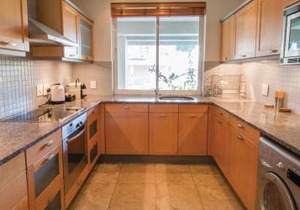 One Bedroom Apartment - fully furnished and equipped