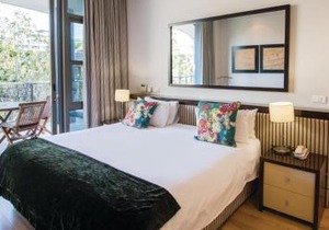 One Bedroom Apartment - fully furnished and equipped