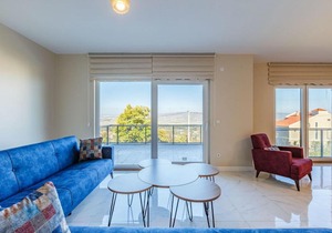 Peaceful Villa with Private Pool and Garden in Kartepe
