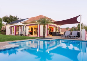 Pink Rose Guesthouse & Spa | FOR MEN ONLY | Room 4