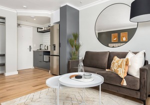 Point Break | Sleek Studio | Mountain Views