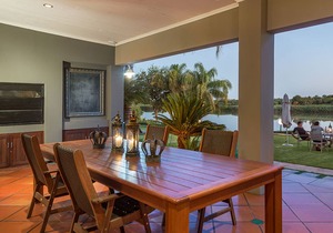 River Place Manor - Deluxe Double or Twin Room D