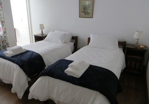 Roode Bloem Farm House