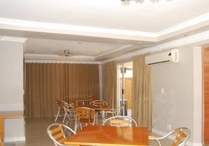 Savoy Lodge with Breakfast included! - Budget Triple Room 3