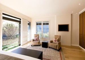 Selkirk House