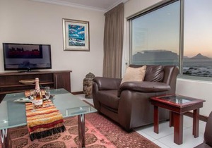 Spectacular Beachfront Apartment 3 Bedroom C101 Sea Spray