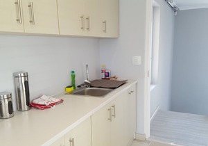Superior 3-Room-Apartment with Loggia, fast Internet, AirCon, solar-heated Pool