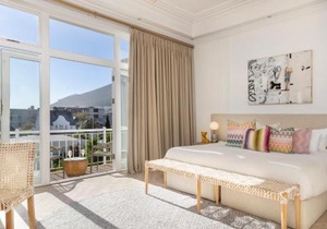 The Clarendon - Fresnaye