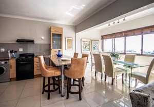 Trendy apartment in Fresnaye Cape Town