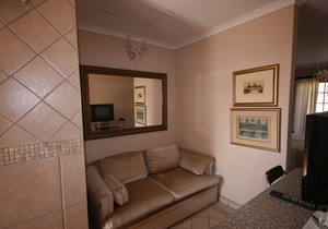 Twin Self-Catering Accommodation in Johannesburg, Fourways
