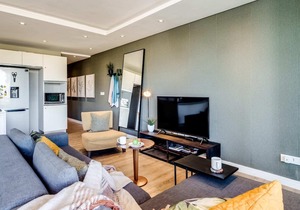Urban Chic Apartment close to Waterfront Warwick