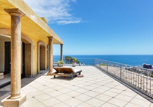 Villa Lyn in Fresnaye with ocean and mountain views (2 swimming pools)