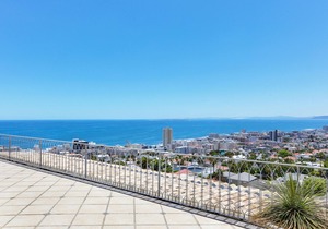 Villa Lyn in Fresnaye with ocean and mountain views (2 swimming pools)