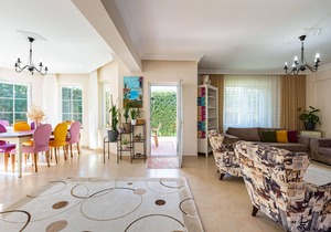 Villa with Garden Surrounded by Nature in Sapanca