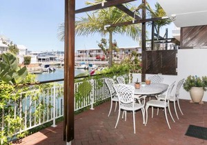 Waterfront - 10 Spinniker Knysna Quays