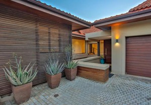 Zimbali 4 Bedroom with pool ZHB1