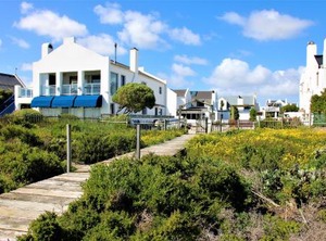 Baywatch Paternoster The Cottage | Paternoster
