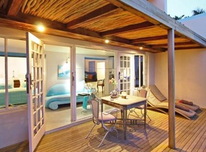 Days At Sea Beach Lodge | Trafalgar