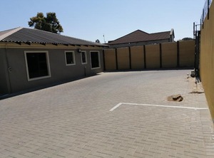 Elson Lodge | Alberton