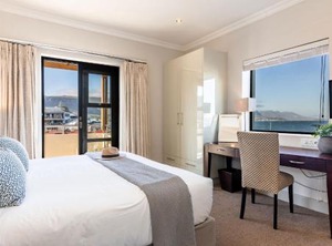 Harbour Hotel | Hermanus City-Centre