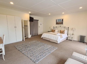 Hathaway | Bunkers Hill