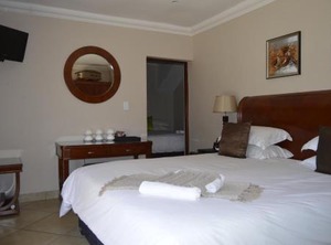 The Nicol Hotel | Farrarmere