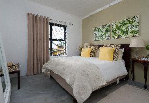 Stay At Friends | Betty's Bay