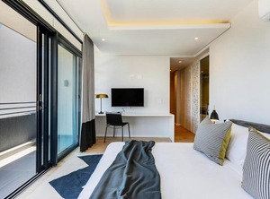 Bantry Bay | Three Anchor Bay