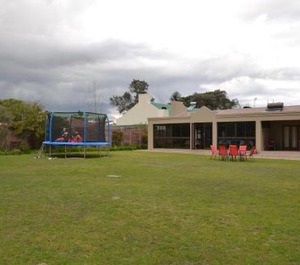 Dilisca Guesthouse 