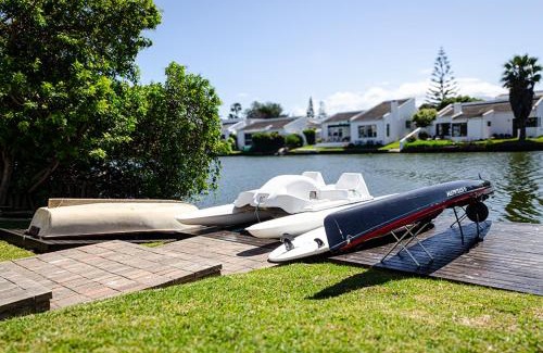 Marina da Gama Apartment | 1 bedroom cottage south of Cape Town
