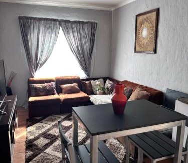Croydon Apartment | 1 Malva rd, Croydon
