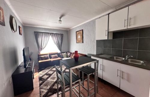Croydon Apartment | 1 Malva rd, Croydon